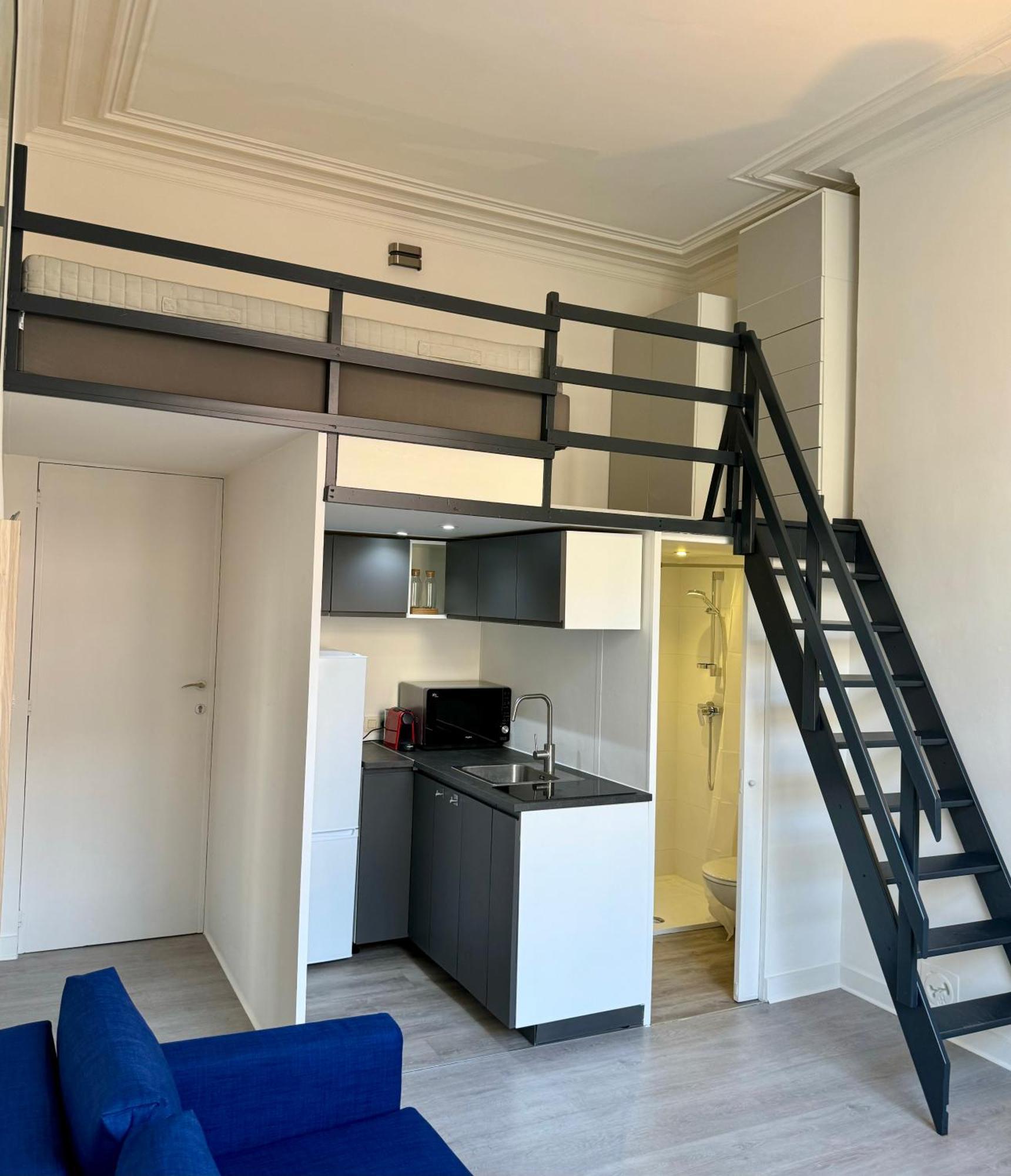 Studio Avec Chambre En Mezzanine Bruxelles Exterior foto
